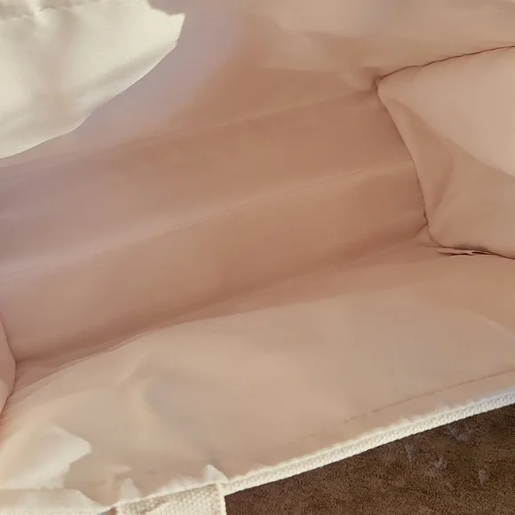 Laura Mercier Small White Tote Bag - Picture 7 of 7